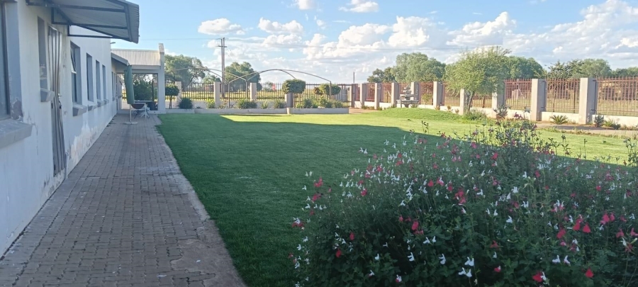 13 Bedroom Property for Sale in Bainsvlei Free State